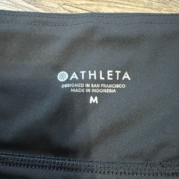 Athleta Womens. Running Free Black Camo Printed Shorts Size Medium 3.5" Inseam - Picture 3 of 3